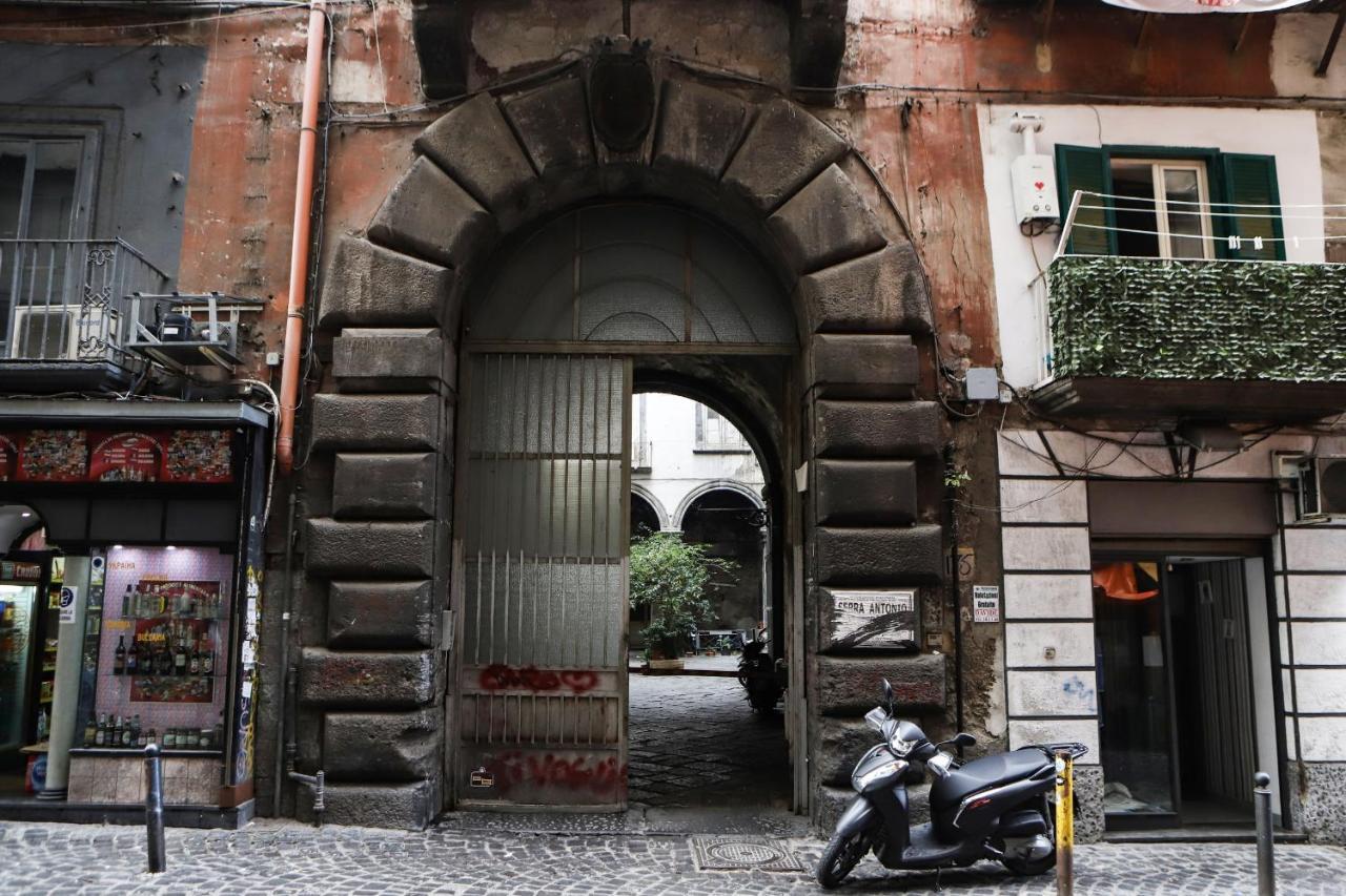 Tribunali Family Apartment By Wonderful Italy Napoli Eksteriør billede